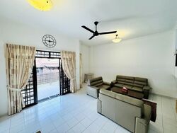 Thomson Park (D20), Terrace #459553521